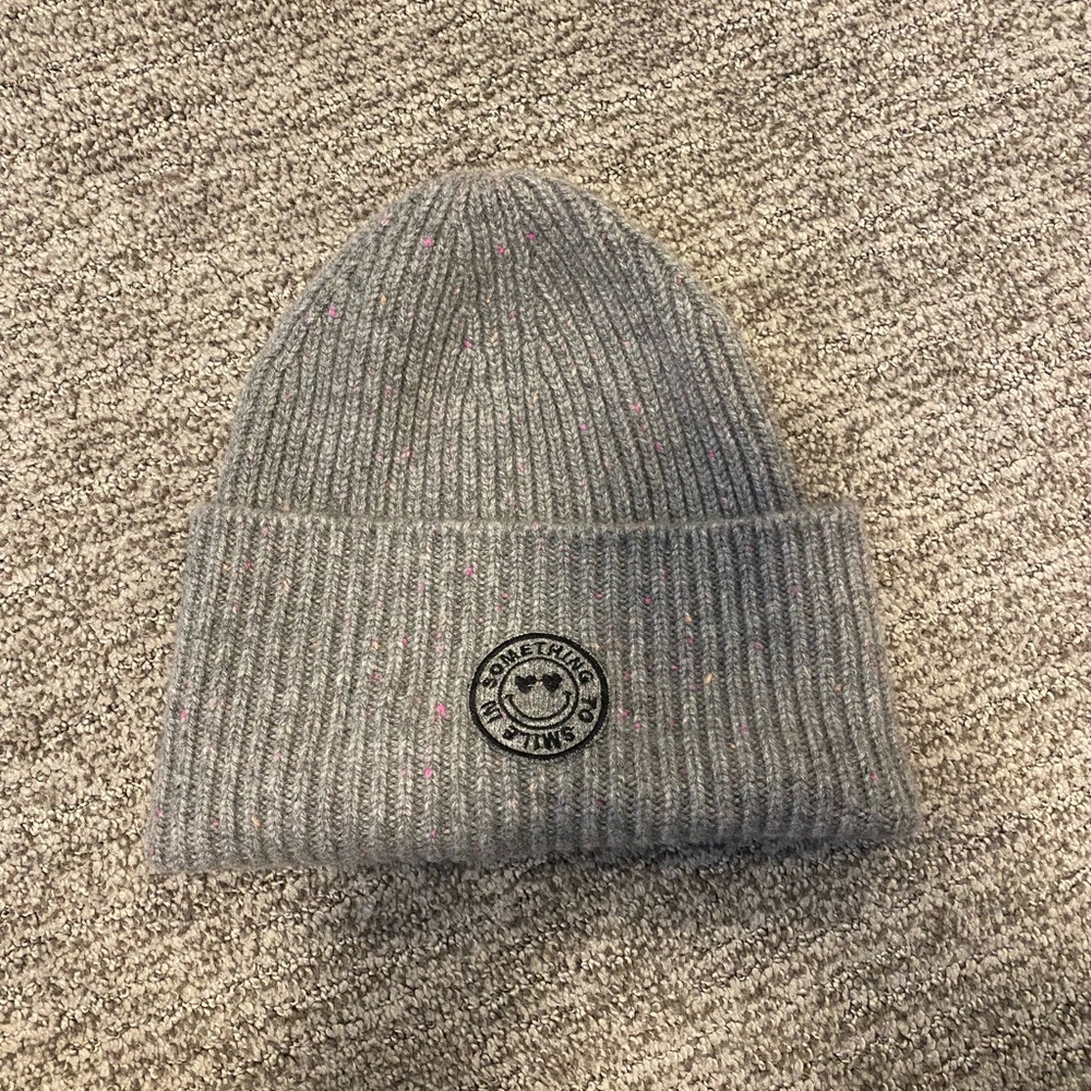 Something to smile in beanie